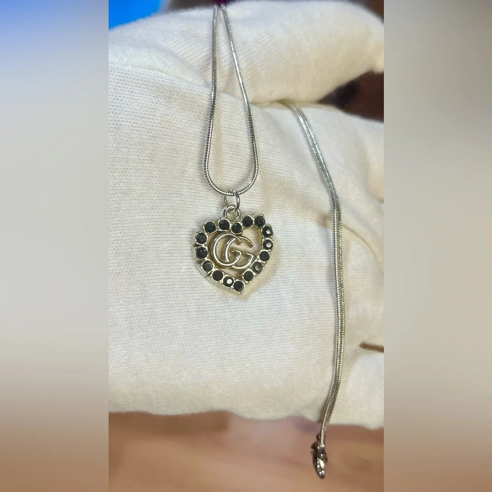 Gucci EUC+ Dark Blue Heart Pendant on Unbranded 16" Silver Necklace Chain (N4) - Picture 2 of 3